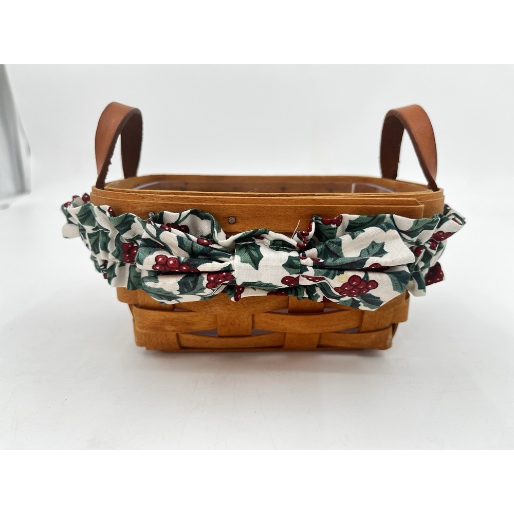 VTG 1993 Longaberger Tea Basket With Holly Garter And Hard Plastic Liner Signed